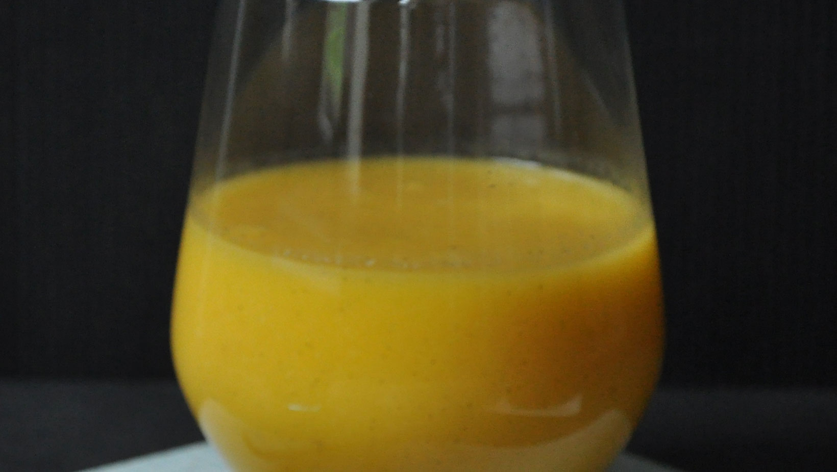 25_Mango-smoothie_2017